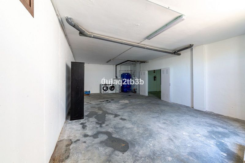 Foto a063635e-8dd2-4097-8a82-7badd5fb58ea. Lloguer casa adossada amb aparcament piscina a Paraiso - Barronal Estepona