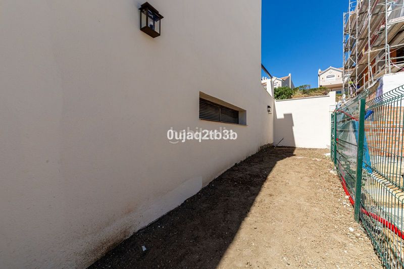 Foto d07985d9-ee3e-408d-ad5c-4c375685c330. Lloguer casa adossada amb aparcament piscina a Paraiso - Barronal Estepona