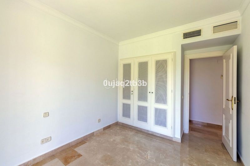Foto 1d64f0c1-9d08-4df3-9011-edd4e8c4ee8c. Casa adosada en Aloha Marbella