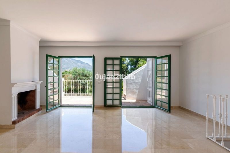Foto 8d6a3a61-937a-4cf2-8def-8520635a6cb1. Casa adosada en Aloha Marbella