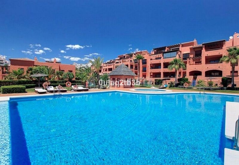 Foto dd181b92-8610-493a-963a-689ea7f3c10e. Planta baja en La Alquería Benahavís