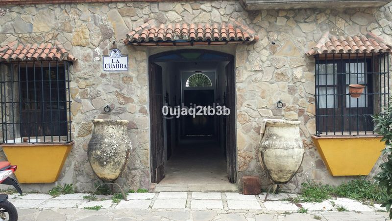 Foto 2a13b507-37f2-4d2c-88d7-763675d56b94. Masia amb aparcament piscina a Cortes de la Frontera