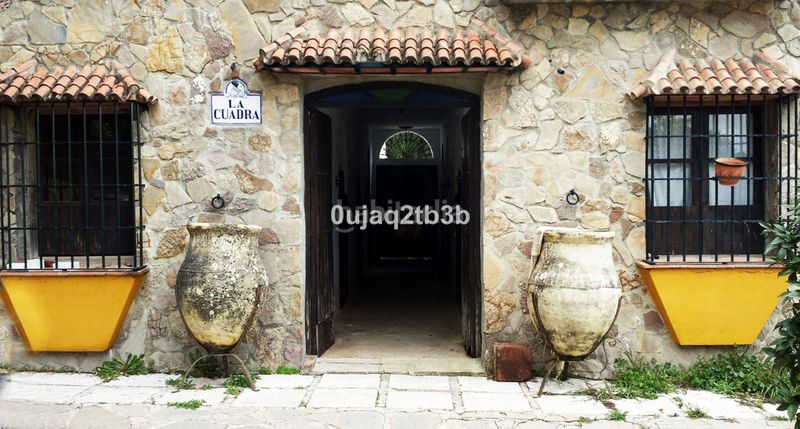 Foto 508c7d4a-885d-4775-b191-b7f5d190cadf. Masia amb aparcament piscina a Cortes de la Frontera