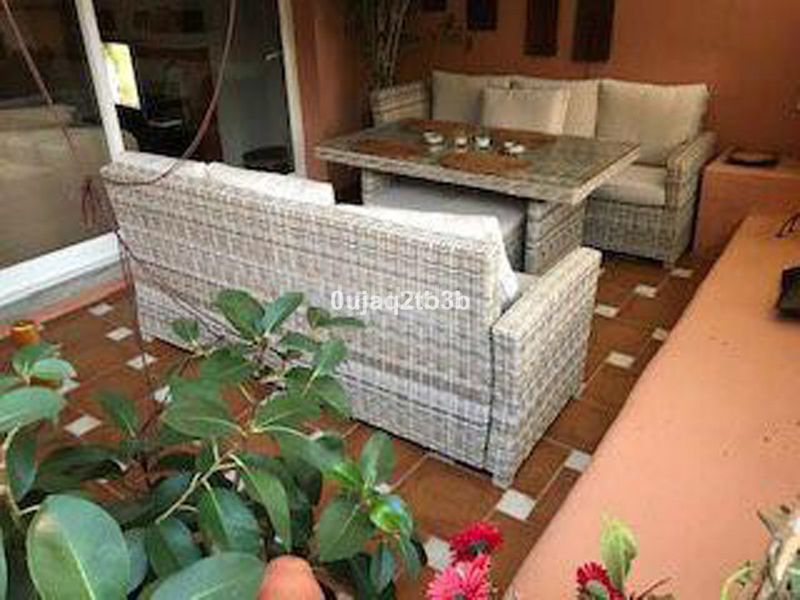 Foto 063a3829-6d39-41c4-9ff7-2eda7178e5e9. Appartement mit parking pool in Casasola Estepona