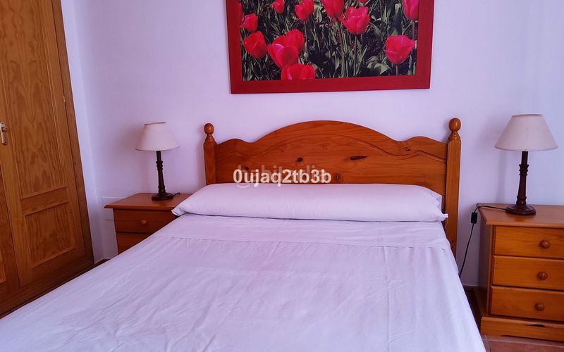Foto e9348dab-43ea-44f4-a92e-fa3bc2832934. Chalet avec parking piscine dans altos de Estepona Estepona