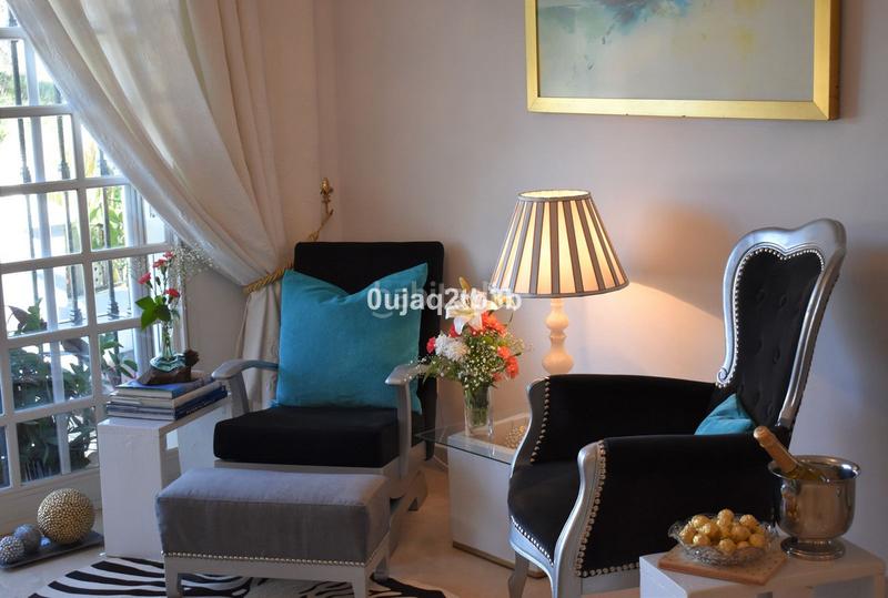 Foto 600695e8-bfc2-4450-bb7c-aca2b8fc0780. Casa a schiera con piscina in Aloha Marbella