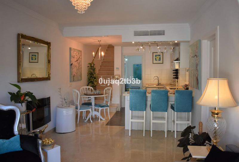 Foto 7df76c0b-e9da-4145-914a-802a6b74a35a. Maison jumelée avec piscine dans Aloha Marbella