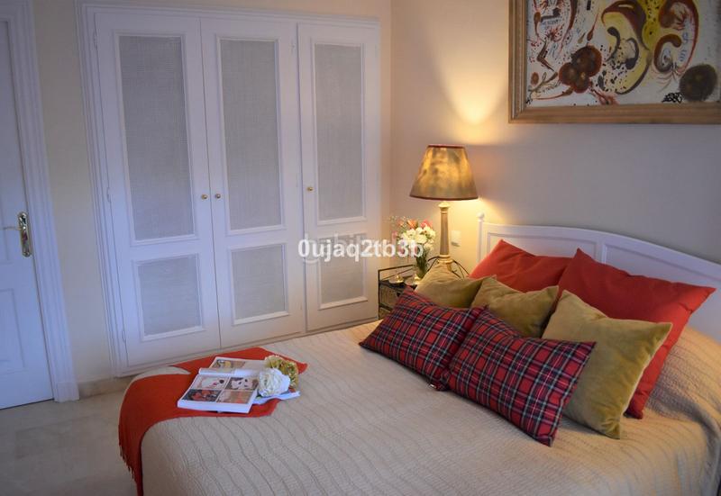 Foto 1f4975e4-de99-4aca-8b0c-05b1283b8cc8. Semi detached house with pool in Aloha Marbella