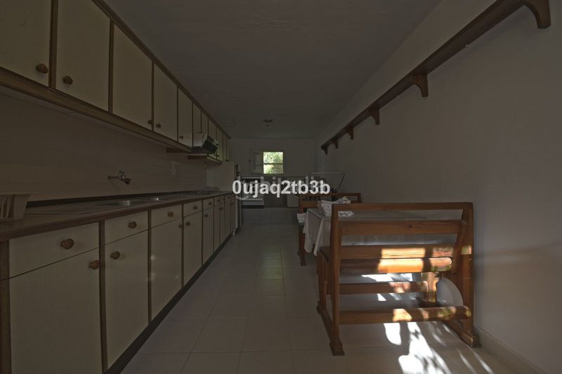 Foto 53822616-9ed7-4c6a-aeee-cb5a8b9f6288. Masia amb aparcament piscina a Valtocado - La Alquería - La Atalaya Mijas