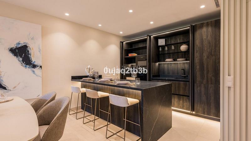 Foto 48b110ff-f42d-42e2-a901-932e291d0915. Ground floor with pool in Guadalmansa Estepona