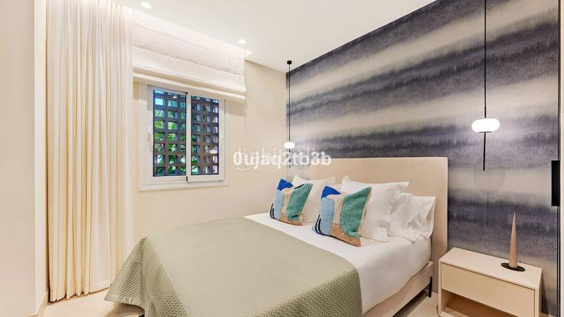 Foto ee14efca-6870-4e67-887b-15d3086e4313. Ground floor with pool in Guadalmansa Estepona