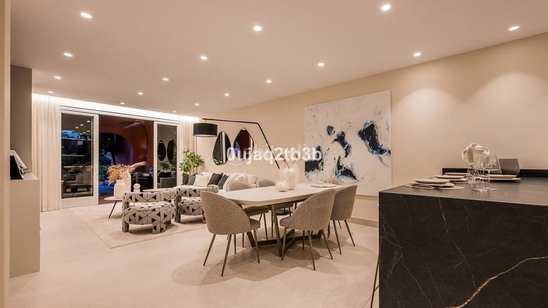 Foto f0aca20a-7728-4ae6-b964-c799c5302f29. Ground floor with pool in Guadalmansa Estepona
