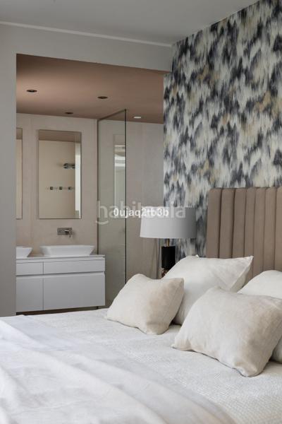 Foto 884d3a61-e80e-4405-adbc-c9e8d0108e19. Apartment with parking pool in Los Naranjos Marbella