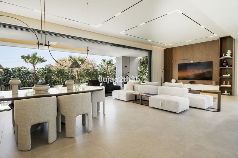 Foto de2f2cda-6f6b-4a66-9c0a-27ce44d6390e. Chalet en Sierra Blanca Marbella