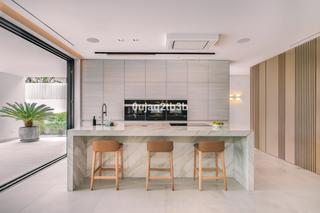 Chalet in Las Brisas