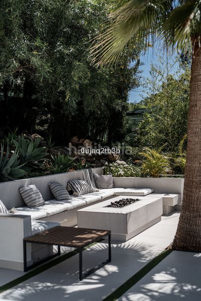 Foto b5e0edd0-480e-4167-bc4b-831fd6391631. Chalet en El Madroñal Benahavís