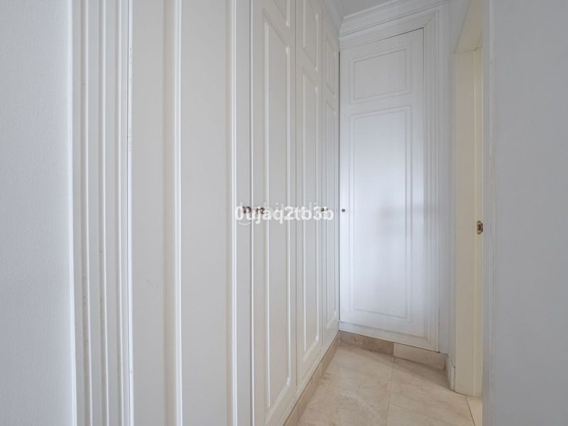 Foto 3ff55dfb-c53c-4f1a-842e-ee50884e74aa. Apartamento en Puerto Banús Marbella