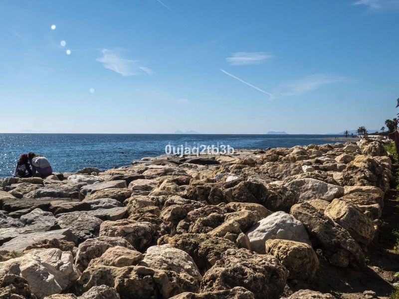 Foto 44796df3-ea37-498c-9cc7-86b2aade4e8d. Apartamento en Puerto Banús Marbella