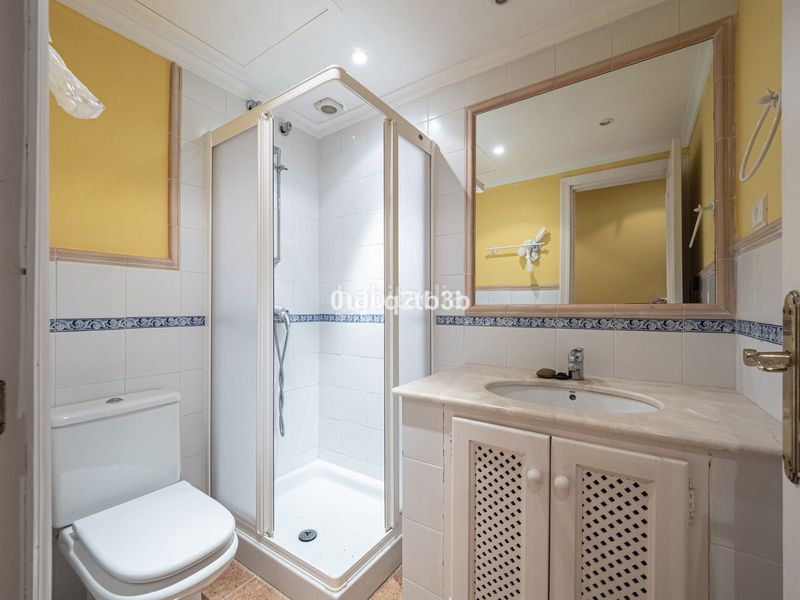 Foto 697b6f85-bdc0-415e-9e0f-579a258d1af3. Apartamento en Puerto Banús Marbella