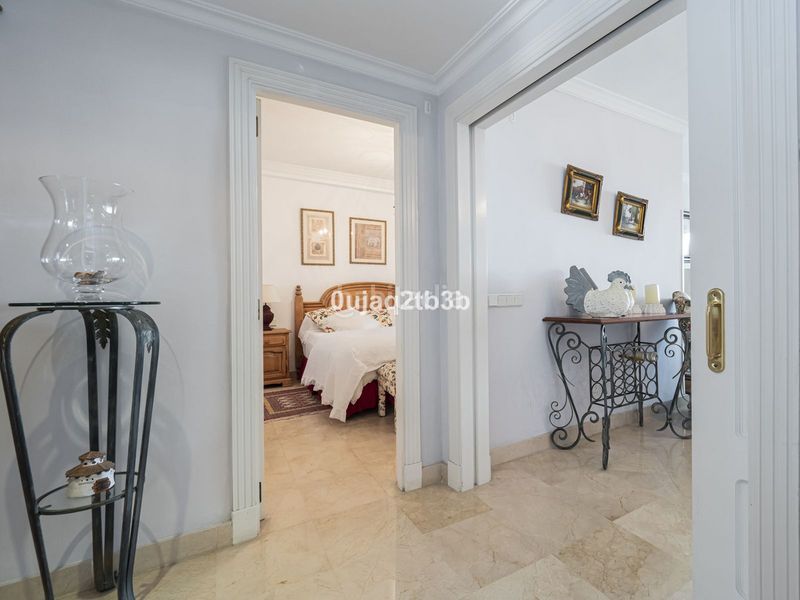 Foto b94121ad-1629-403c-b9c8-1bad8e6b1e6c. Apartamento en Puerto Banús Marbella