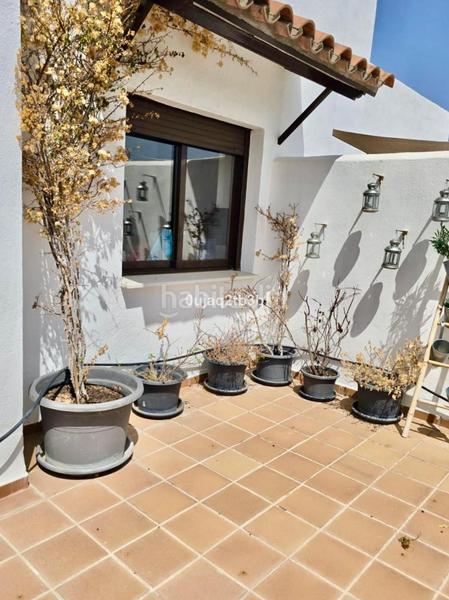 Foto 327f02a2-5455-4bd5-8c00-7477ab6050f9. Miete etagenwohnung mit parking pool in La Concha - Resina Golf Estepona