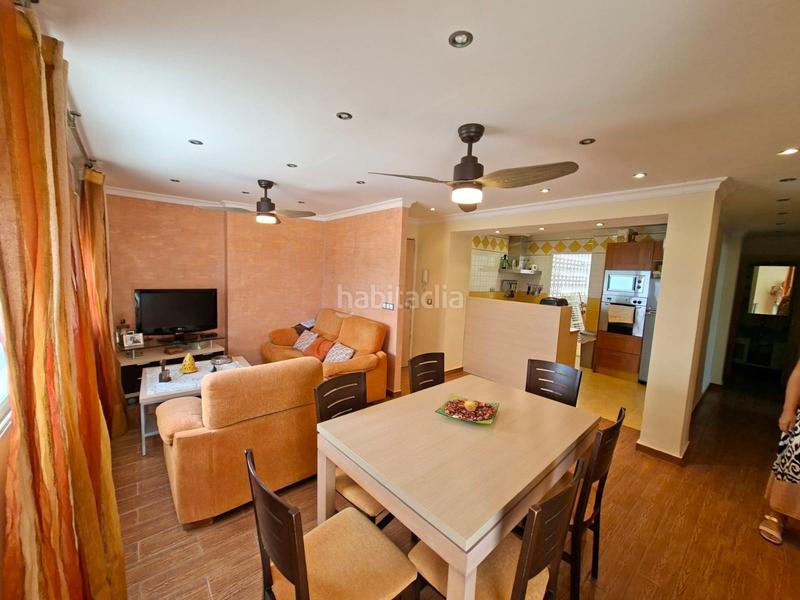 Foto 2b9bca3c-4dac-471b-b8be-d9187013537d. Piso apartamento de ensueño en primera línea de playa en daimuz en Daimús