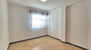 Pis  Pardo gimeno. Piso de 5 habitaciones en pleno centro de alicante