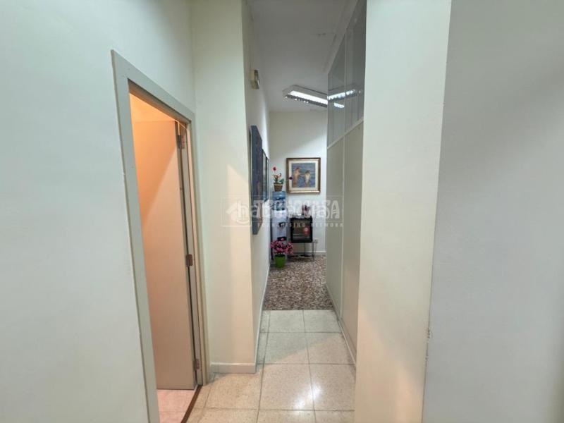 Foto 323f5a93-51d7-4900-9d49-b12d9f569747. Büro in Fuente del Berro Madrid