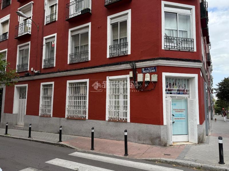 Foto 4d3f94f7-2e61-4fb5-9574-2f3e73f731a0. Büro in Fuente del Berro Madrid