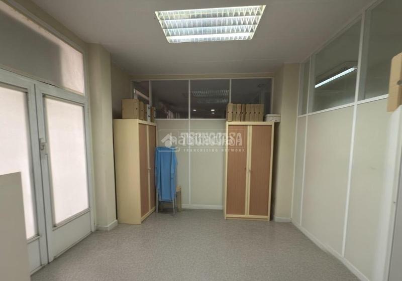 Foto c82faf5f-d724-45e8-8b99-ede48380a95e. Büro in Fuente del Berro Madrid