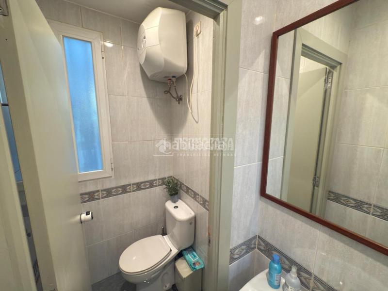 Foto f9f819ea-caf2-4c40-a772-588cee50695a. Büro in Fuente del Berro Madrid