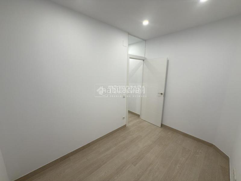 Foto 33ff0d8a-5ac7-4f7c-a450-4fedb1a4931d. Etagenwohnung in Fuente del Berro Madrid