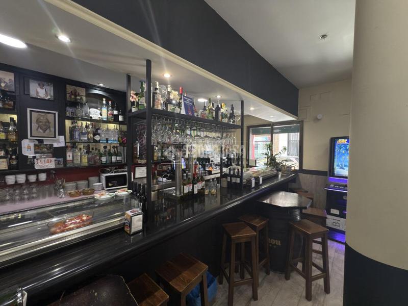 Foto d320062b-05c1-4bad-b5a7-62839011a05d. Local comercial  en venta en Fuente del Berro Madrid