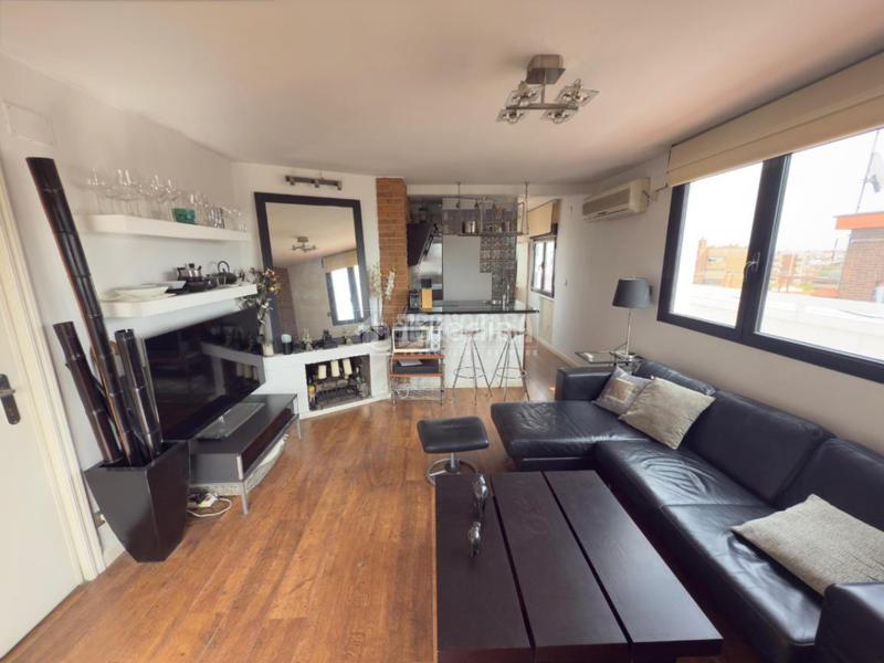 Foto 31fbc9d0-e7de-456d-917d-9c2afa81ad4d. Dachwohnung mit heizung in Fuente del Berro Madrid