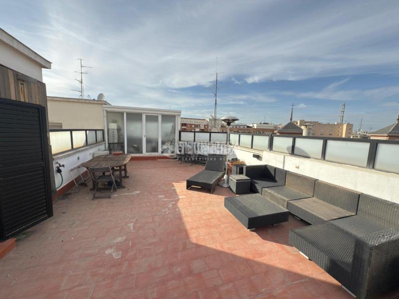 Foto 4ff336c8-b31b-4a17-82cb-64e7da884322. Dachwohnung mit heizung in Fuente del Berro Madrid