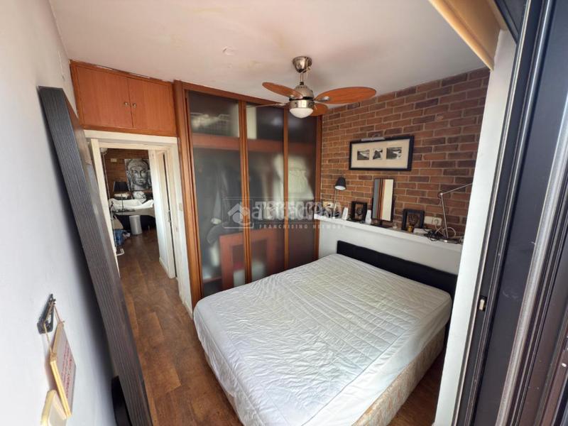 Foto 92f90a20-cd87-4f74-b896-4d2accc53648. Dachwohnung mit heizung in Fuente del Berro Madrid