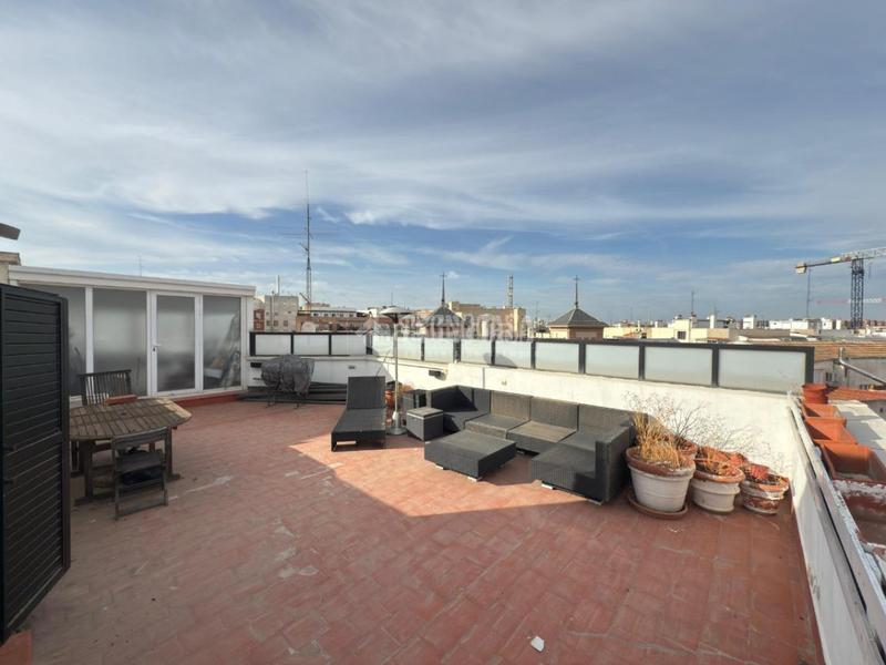 Foto c0d6c681-4c49-4ae7-8c3b-17f8d9caf361. Dachwohnung mit heizung in Fuente del Berro Madrid