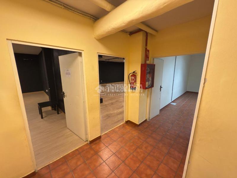 Foto b34f8450-51ab-4c7f-834d-8c1ba64416d6. Piso  en venta en Fuente del Berro Madrid