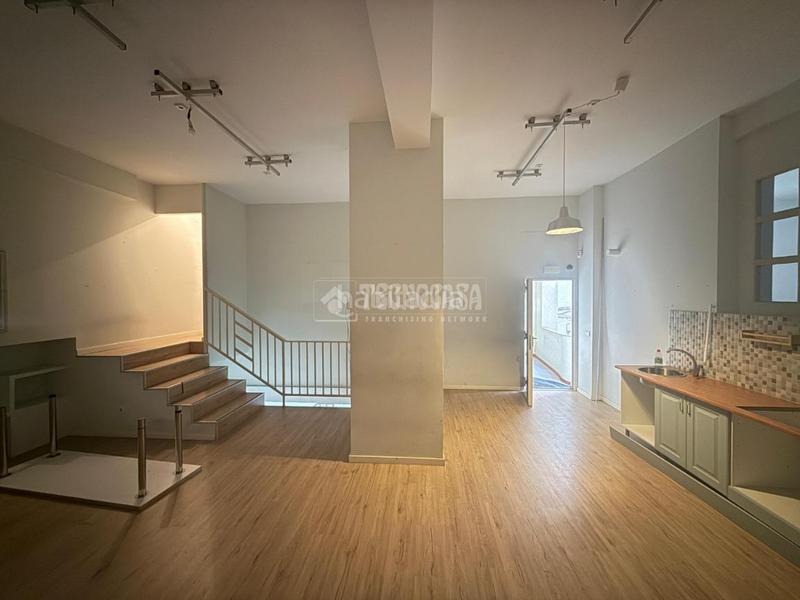 Foto e9e76cdd-7dbb-4681-aba9-9b5a42887f38. Piso  en venta en Fuente del Berro Madrid