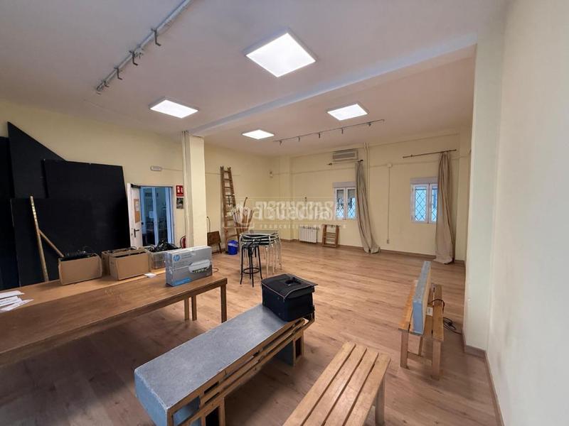 Foto 08f6fc93-eb5e-4615-9a0e-a2a069fb3006. Geschäftsraum mit heizung in Fuente del Berro Madrid