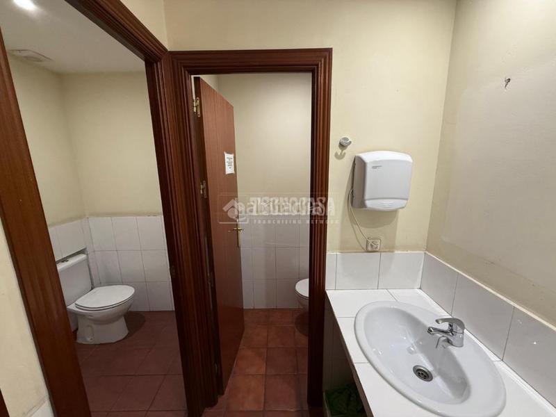 Foto 9dba1433-623b-40c3-a8ee-4f8978bbb121. Geschäftsraum mit heizung in Fuente del Berro Madrid