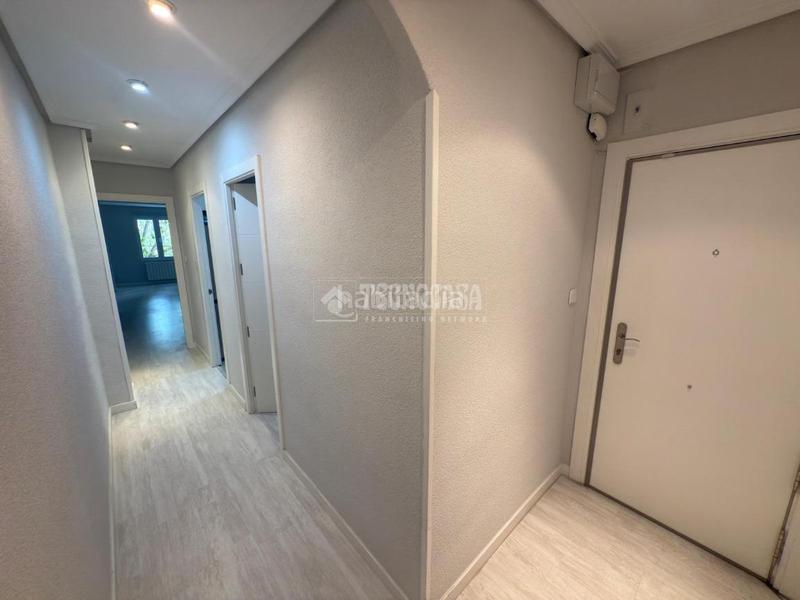 Foto 1c7dcb94-ad2d-4e04-903e-0f4db588c750. Rent flat with heating in Fuente del Berro Madrid