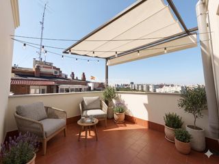 Àtic a Fuente del Berro. Ático en venta en madrid