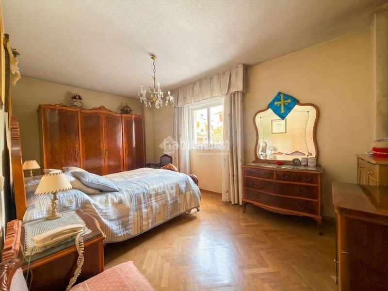 Foto 308cde2e-5f5e-4f79-a81a-ffb509001a2b. Piso  en venta en Fuente del Berro Madrid