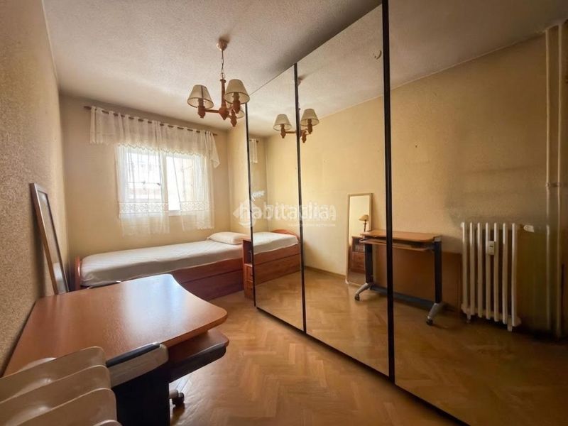 Foto 44cbf527-26b9-4dcd-bd2c-df45b93a15ee. Piso  en venta en Fuente del Berro Madrid