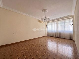 Pis a Fuente del Berro. Piso en venta en madrid