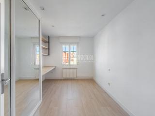 Location Appartement à Ciudad Jardín. Piso en alquiler en madrid