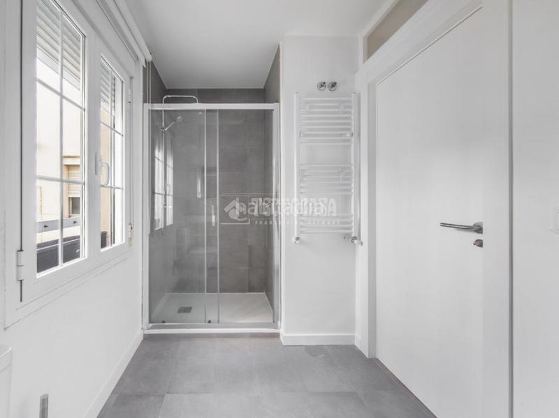 Foto 79c22cb4-8566-4996-8281-f761cf20c05d. Location appartement avec chauffage dans Ciudad Jardín Madrid