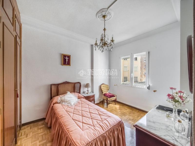 Foto d525a1bc-fab3-4283-bc0f-dc846b79090b. Piso  en venta en Ciudad Jardín Madrid