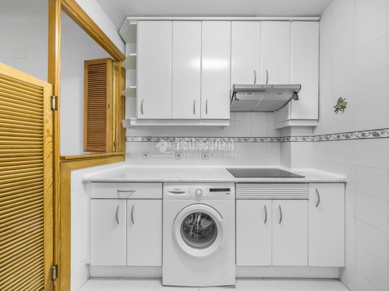 Foto 1d6ba58f-d91a-4091-999b-262c5003f5b5. Pis amb calefacció a Ciudad Jardín Madrid